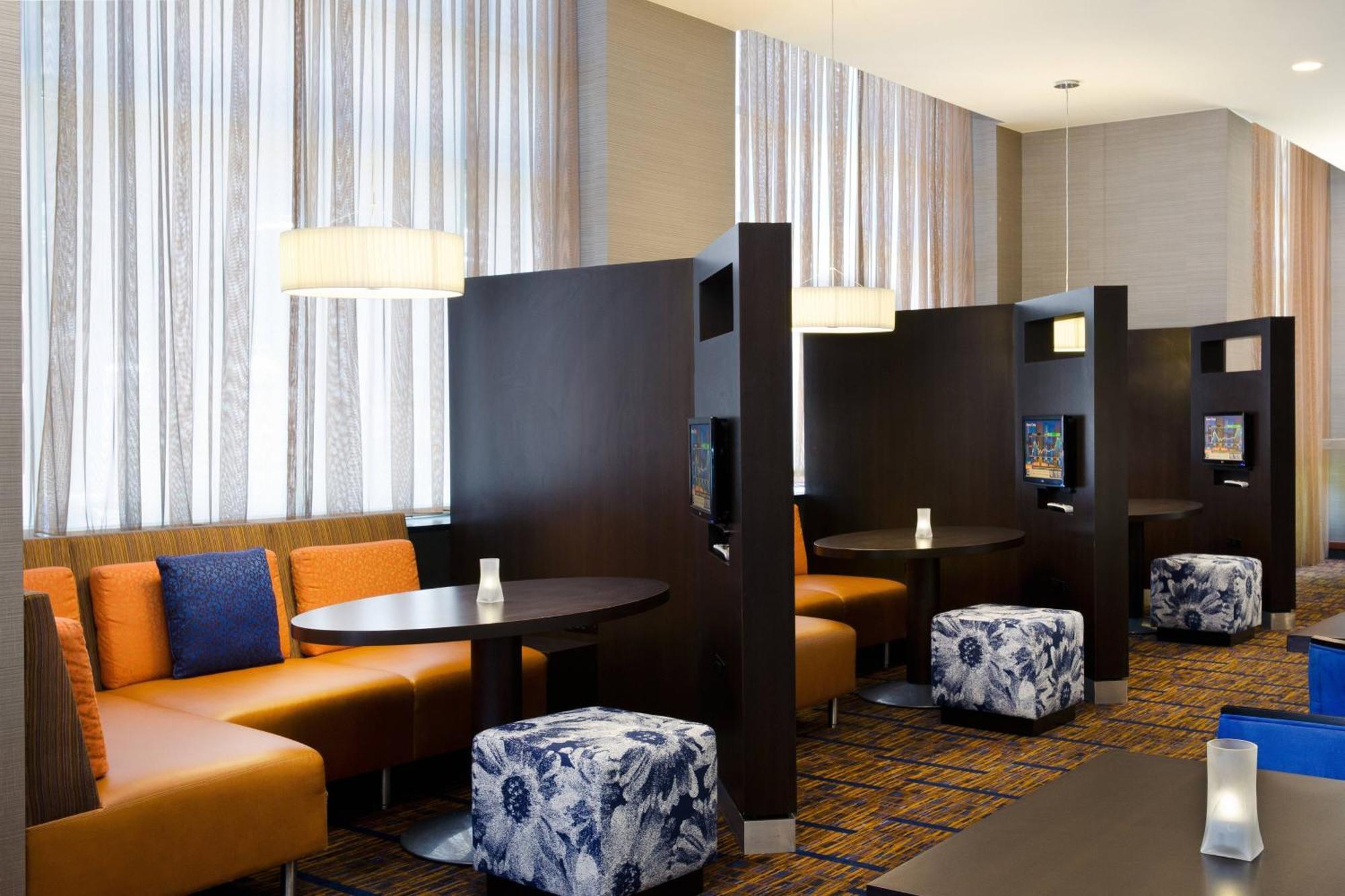 Courtyard By Marriott Birmingham Downtown At Uab Hotell Exteriör bild