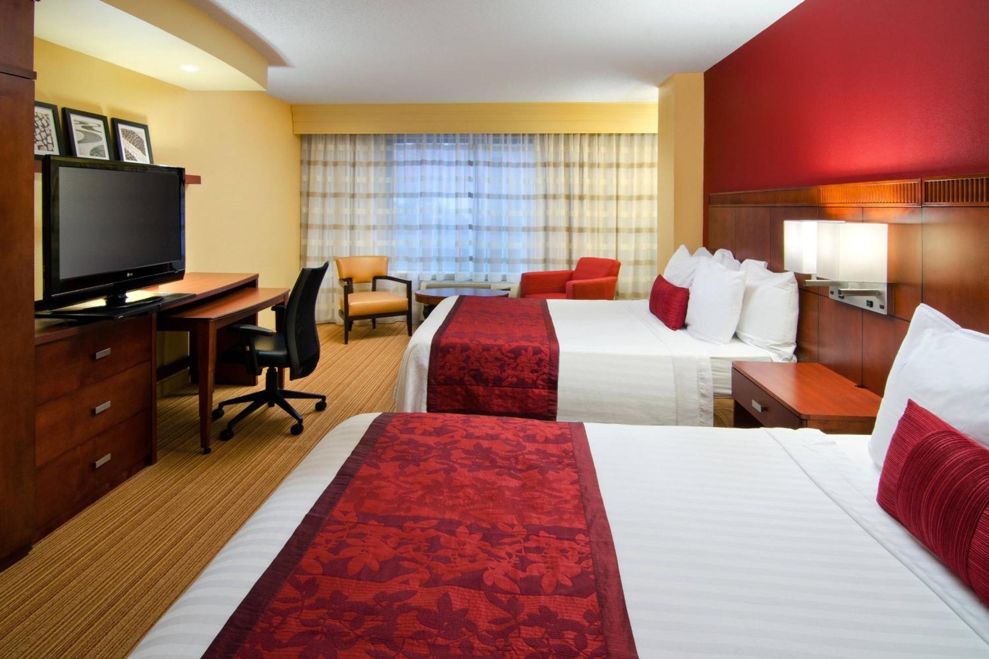 Courtyard By Marriott Birmingham Downtown At Uab Hotell Exteriör bild